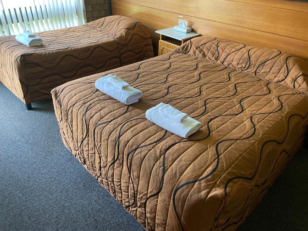 Pavlos Motel Ingle Farm Екстериор снимка