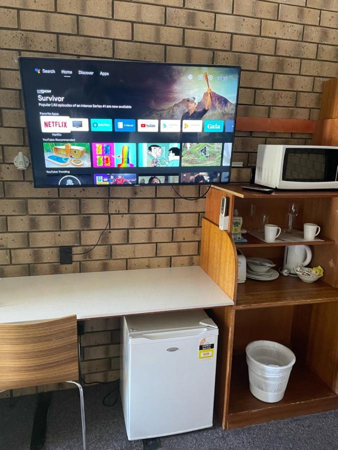 Pavlos Motel Ingle Farm Екстериор снимка