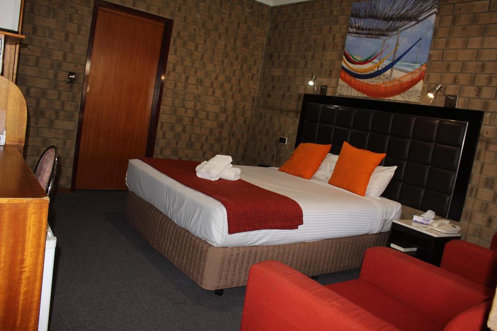 Pavlos Motel Ingle Farm Екстериор снимка