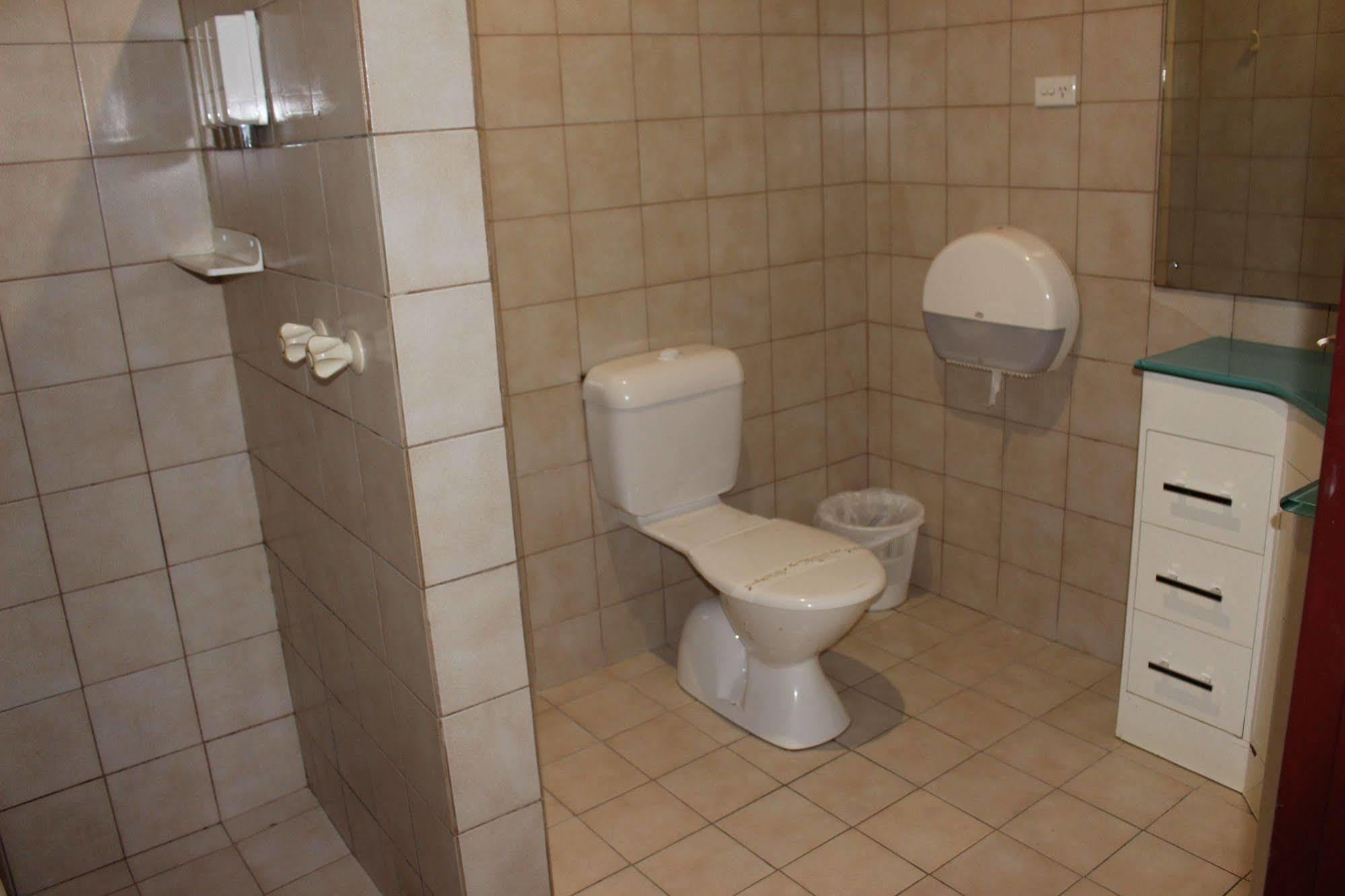 Pavlos Motel Ingle Farm Екстериор снимка